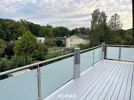 Sanierte Terrassenwohnung mit Blick zum Kurpark - Top 6