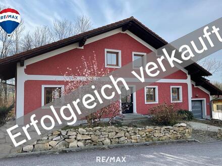 Geräumiges Einfamilienhaus mit Kachelofen und Wintergarten