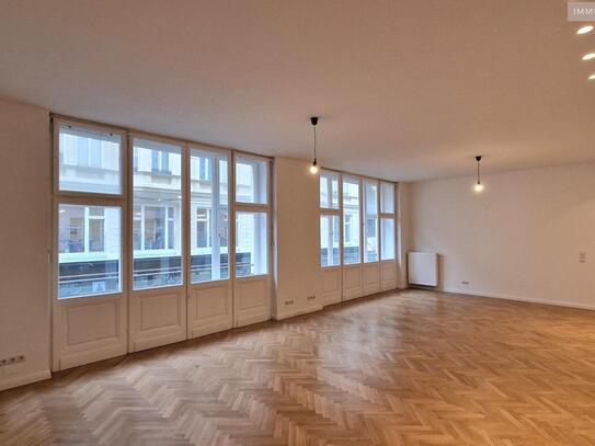 MAHÜ/ Zollergasse: Altbau-Büro in - U3 Nähe!! Fernwärme, Küche, 2 WCs