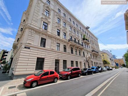 Repräsentatives Altbaubüro mit Straßenzugang im Karmeliterviertel