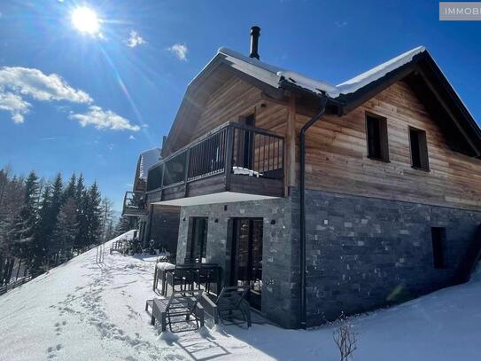 Hochwertigstes Bergchalet auf der Hochrindl - Naturgenuss mit Panoramablick zu jeder Jahreszeit! Ski-Lift Nähe!