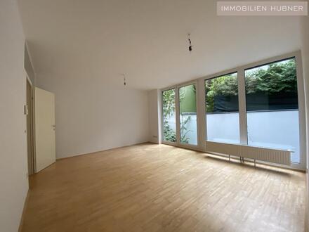 Blick ins Grüne!!! HOFSEITIGE 2-Zimmer-Wohnung im Architektenhaus!