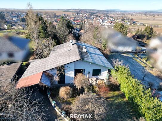 Bungalow mit idyllischen Garten am Ende einer Sackgasse