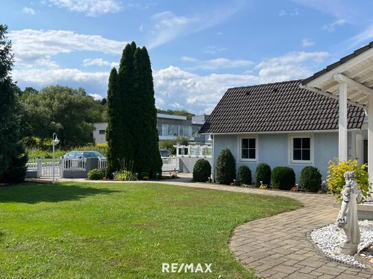 OBERWART: Sehr schönes und gepflegtes Haus mit Garage und Brunnen!