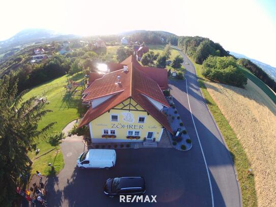 Wohn- und Geschäftshaus mit schöner Aussicht in der Oststeiermark.