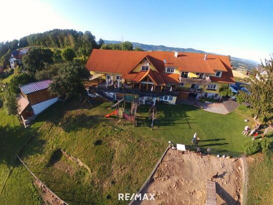 Wohn- und Geschäftshaus mit schöner Aussicht in der Oststeiermark