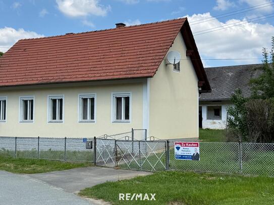 NEUER PREIS Bauernhaus mit BRUNNEN und Nebengebäude