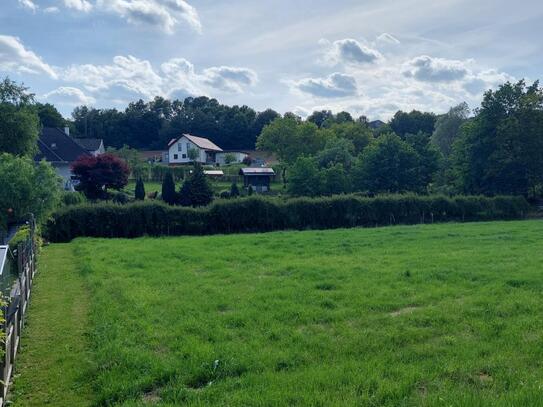 Grundstück in ruhiger, sonniger Siedlungslage