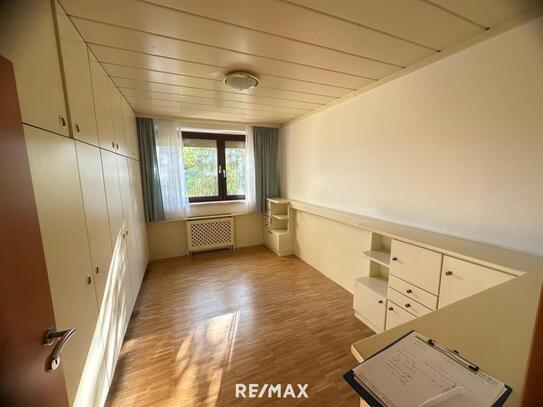 PROVISIONSFREI für den Käufer - Gut gelegene 2-Zimmer Wohnung mit Loggia