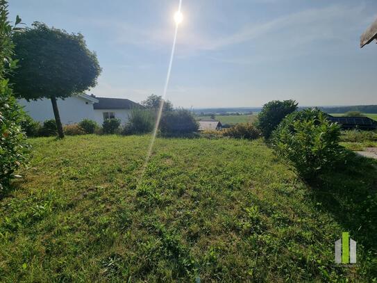 Ruhig und sonnig gelegener Baugrund angrenzend am Grünland