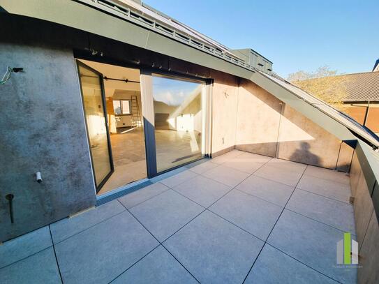 ERSTBEZUG | Exklusives Penthouse mit 4 Zimmern & sonniger Terrasse