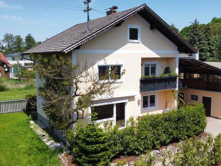 FÜR ANLEGER: Sonniges 3 Parteienhaus mit Potential!