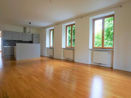 Andräviertel: Bezaubernde 4,5 Zimmerwohnung mit Balkon