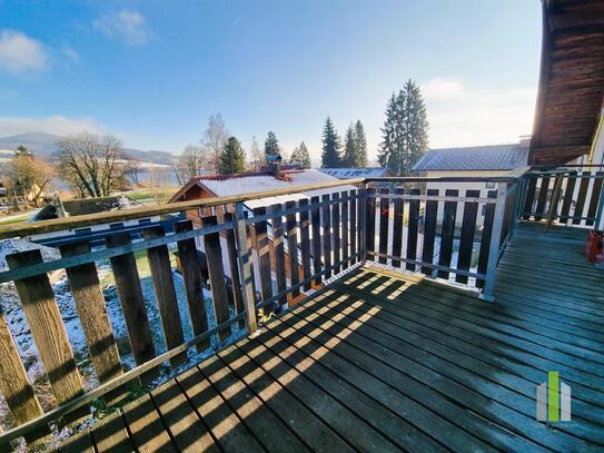 Renovierte 2 Zi-Dachgeschoß-Wohnung mit Seeblick