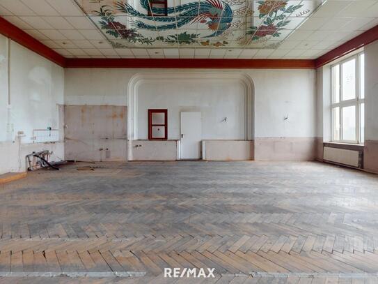 Loftwohnung mit Dachterrasse im "Kaiserhaus" – Ein Stück Geschichte mit Potenzial für Ihre Visionen.