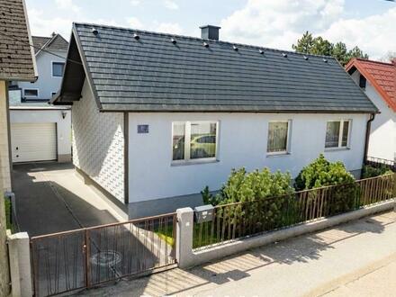 Einfamilienhaus in ruhiger Lage inklusive Garage