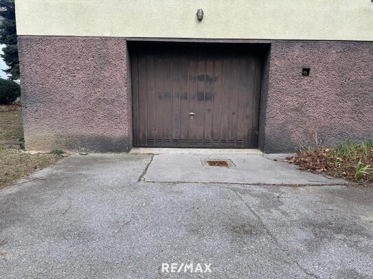 große Garage für 2 Stellplätze zu kaufen