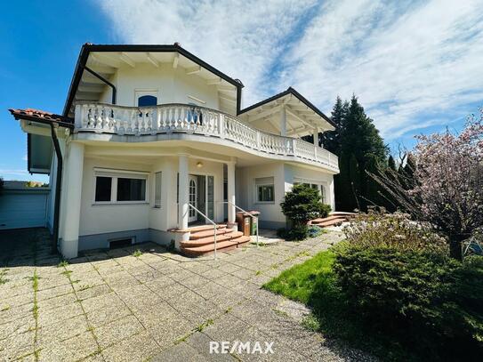 Großzügige Villa in Graz-Straßgang auf sonnigem Grundstück mit hoher Bebauungsdichte!