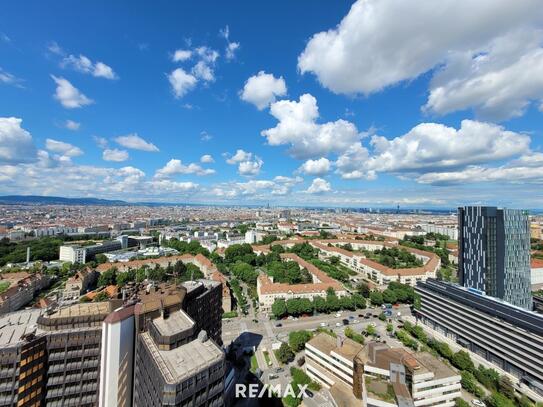 2-ZIMMERWOHNUNG IM 31. STOCK MIT WEITBLICK