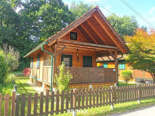 Verträumtes Holzblockhaus am idyllischen Sulmsee