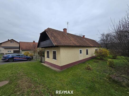 Einfamilienhaus mit ca 58 m² Wohnfläche in Lichendorf (stark sanierungsbedürftig) Open House am 23.11 von 10:00-12:00 U…