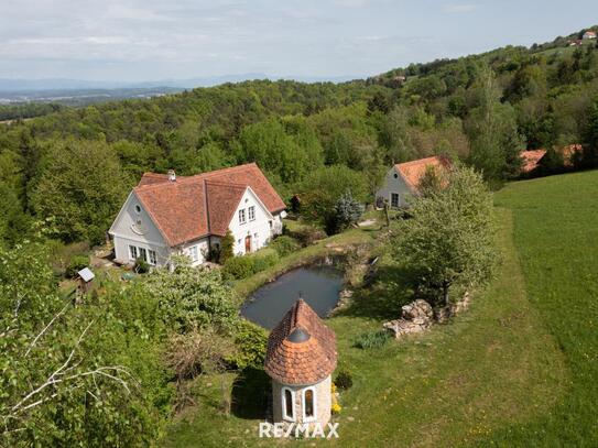 Idyllisches Anwesen mit Weitblick - charmante Liegenschaft mit besonderem Flair