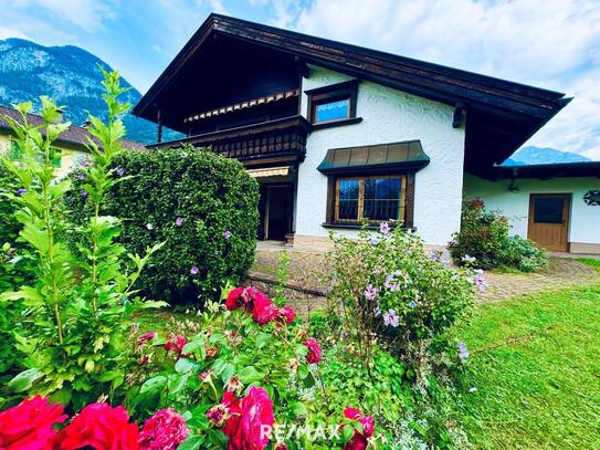 HAUS FÜR ZWEI FAMILIEN AUF CA. 638 m² GRUNDSTÜCK IN SCHÖNER LAGE