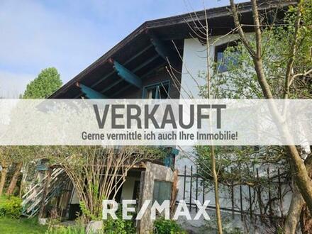 Charmantes Einfamilienhaus mit Bergblick und großem Garten in sonniger Lage! Renovierungsbedürftig!