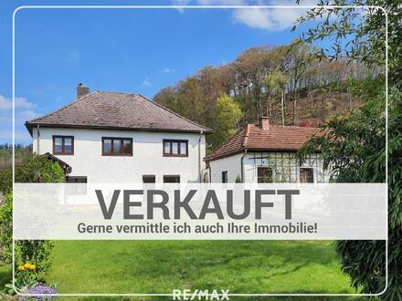 Zweifamilienhaus in sonniger Lage - Burgblick inklusive