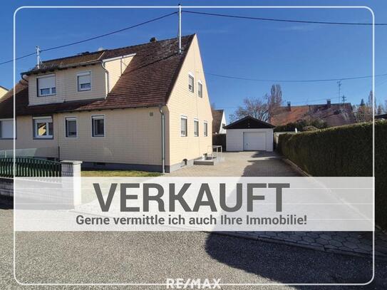 Doppelhaushälfte mit großer Garage