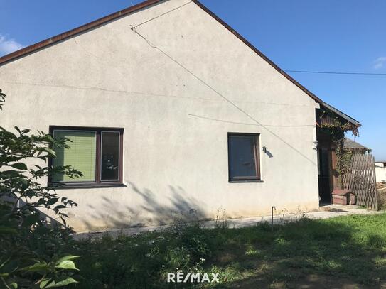 NEUER PREIS ! Einfamilienhaus mit Potential & Sanierungsbedarf