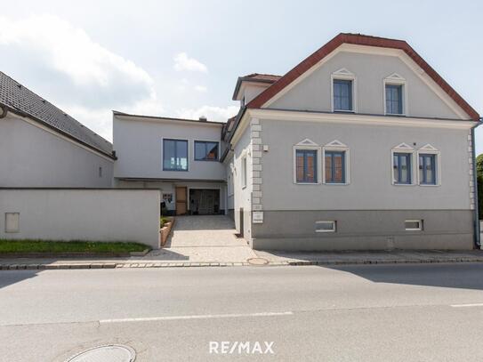 Großes "Stadthaus" mit viel Platz für Ihre Familie!