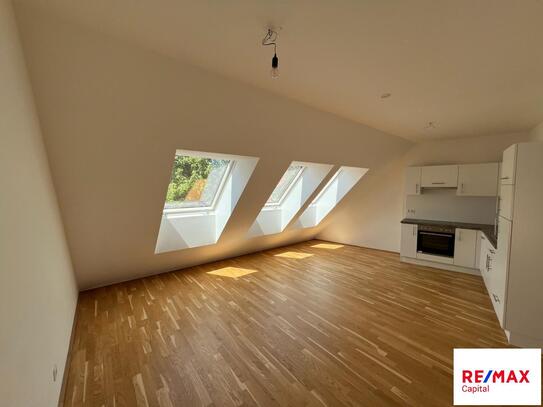 3-Zimmer Dachgeschosswohnung in unmittelbarer Nähe zur Siemensstraße