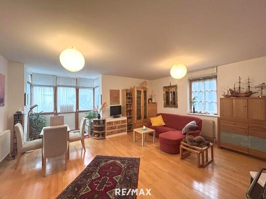 Wunderschöne, helle 3 Zimmer-Wohnung in Top Lage