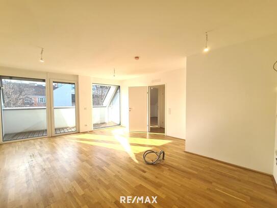 2-Zimmer-Dachgeschosswohnung mit Loggia/Terrasse