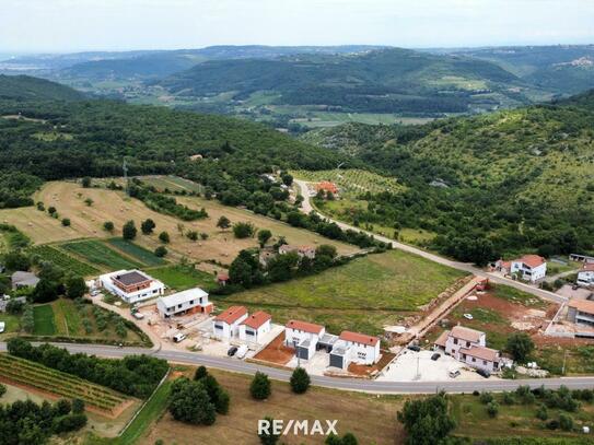 Doppelhaus - Villa um Umag (Rechts)