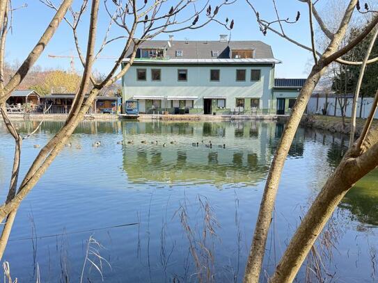 Mietwohnhaus mit Naturbadeanlage und Wasserrecht!