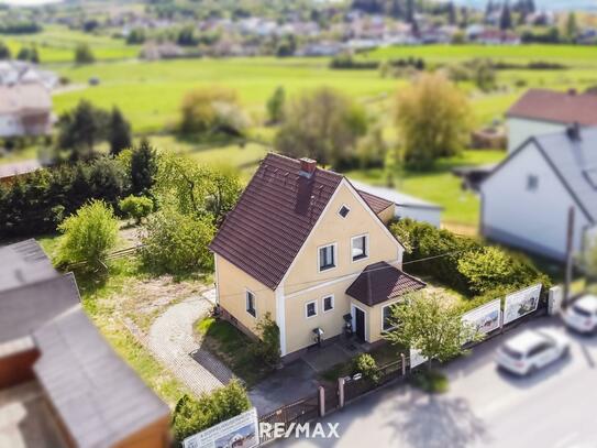 Kleines Haus mit großem Grundstück in familienfreundlicher Lage von Gföhl