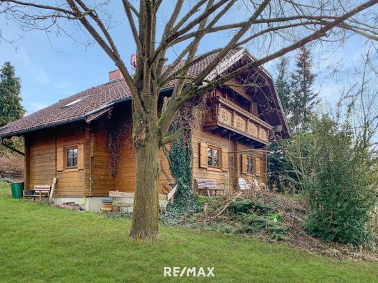 ***OPEN HOUSE Freitag, 7. März 2025 von 13 - 16 Uhr*** Charmantes Holzblockhaus in wunderschöner Naturrandlage in Bubing