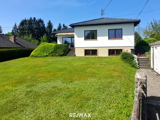 ***NEUER PREIS*** Bungalow mit Sanierungsbedarf und traumhaftem Grundstück!