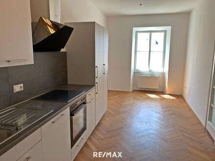 Freundliche Mietwohnung mit Balkon am Stadtplatz