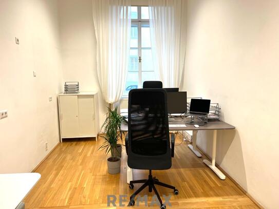 Büro in Palais Zollamt #ZENTRAL #STILVOLL #17 m² in 60 m²