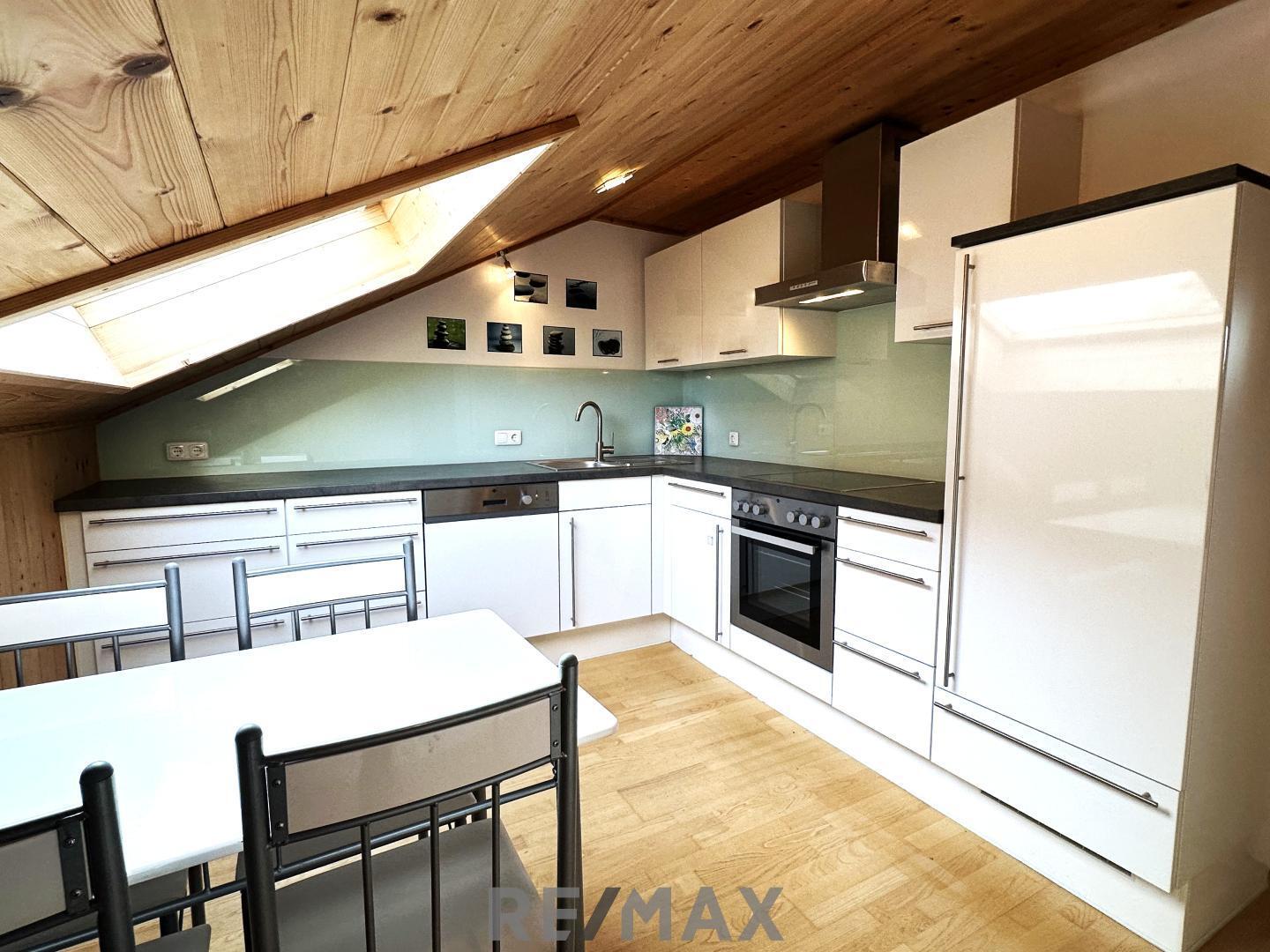                                                               Gro&szlig;z&uuml;gige Maisonette in Toplage &ndash; Ideal f&uuml;r WG oder Gewerbe! Miete inkl. BK un&hellip;                                                       in Rohrbach (Pfaffenhofen an der Ilm)