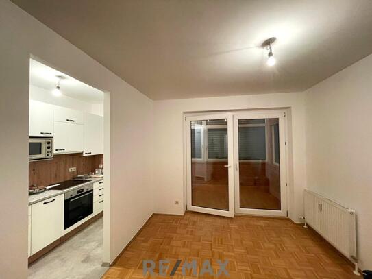 ***3-Zimmerwohnung mit sonniger verglaster Loggia inkl. Garage und Carport***