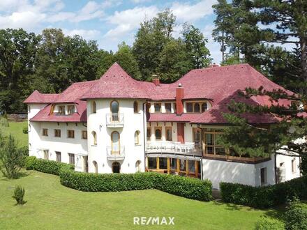 Eindrucksvolles, schlossähnliches Landhaus auf großzügigem Anwesen südlich von Graz