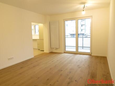 Kernsanierte 3 Zimmer- Balkonwohnung inkl. Küche