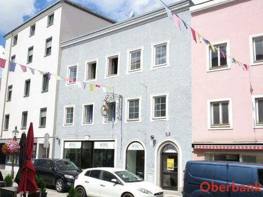 Attraktives Stadthaus im Zentrum von Ried im Innkreis - Wohn - Geschäftshaus!