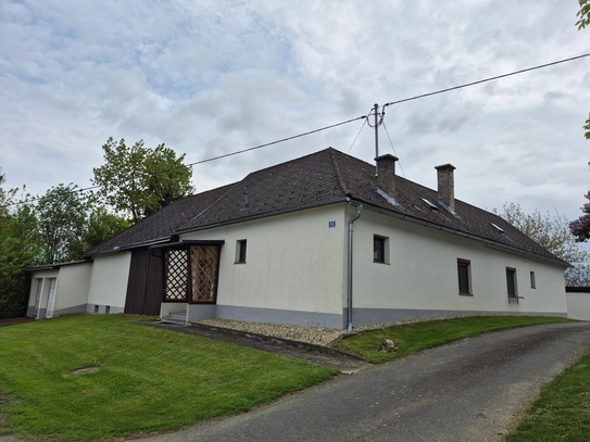 Charmanter Vierkanthof mit Nebengebäuden in idyllischer Lage im Südburgenland (Provisionsfrei)
