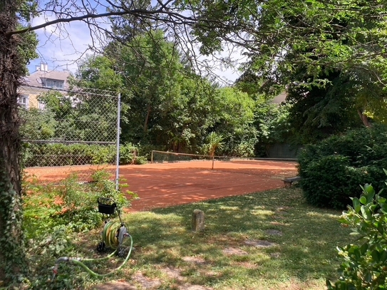 Parkähnliches Baugrundstück in historischer Villenlage Baden bei Wien (Provisionsfrei)