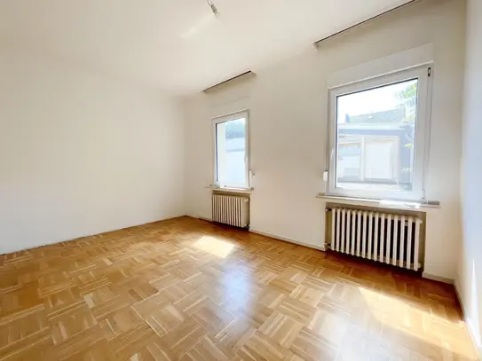 GROßZÜGIGE 2-ZIMMER WOHNUNG IN KREFELDER INNENSTADT ZU MIETEN!